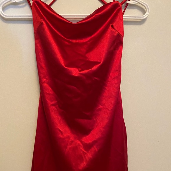 red satin dress - Picture 1 of 5